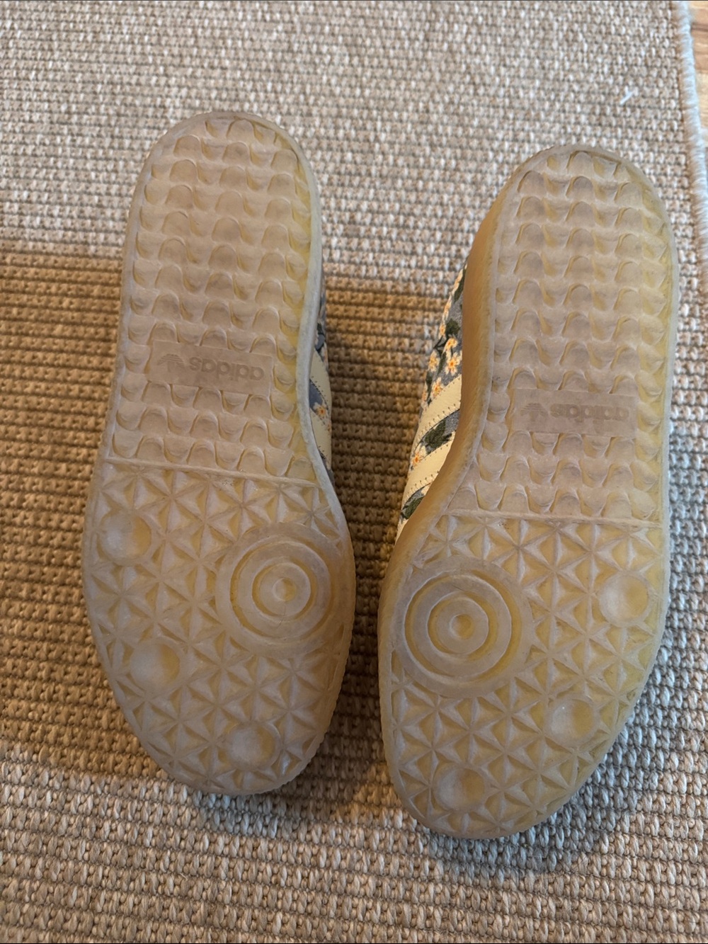 adidas x Liberty London Baby Blue and Cream Floral Velour and Suede Sambaes - Picture 8 of 9